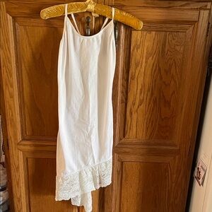 Glamour Ivory Chemise with Floral Lace Hem